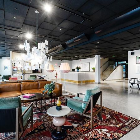 שטוקהולם Biz Apartment Bromma מראה חיצוני תמונה The lobby of the hotel